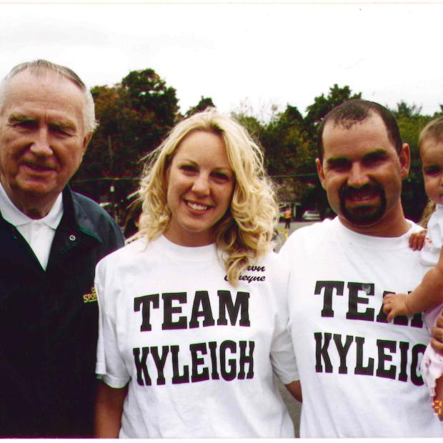 Kyleigh withparents2
