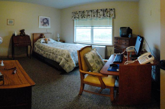 Cedarbrook Apartment Bedroom