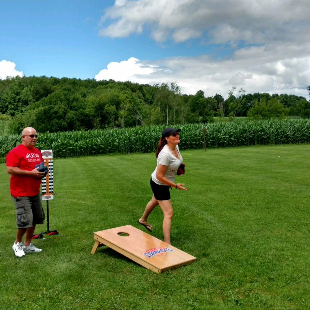 10 RusticRidgeCornhole